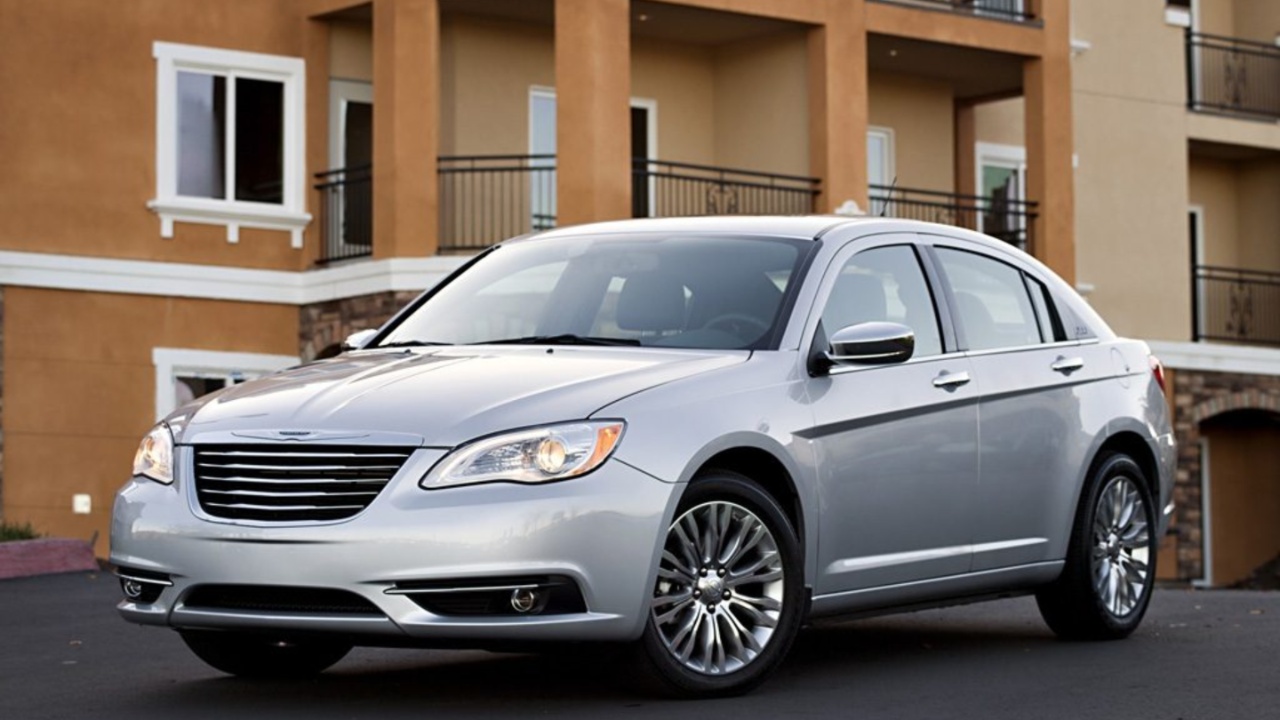 Chrysler 200 (2011–2014)