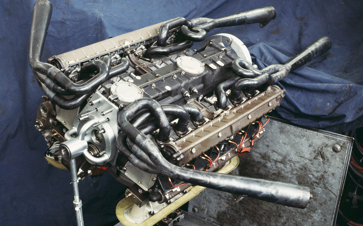 Flat 12 Engine