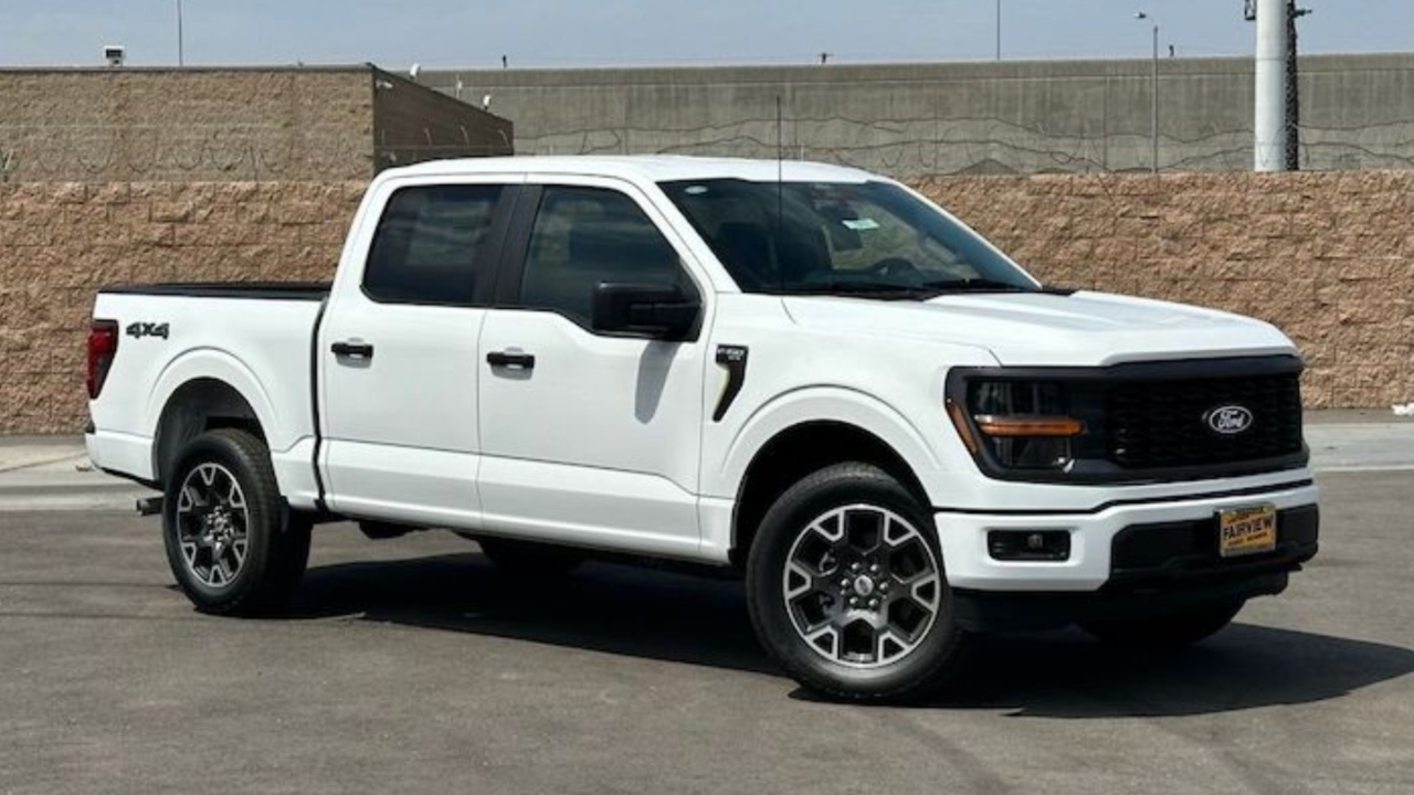 Ford F 150 (2.7L EcoBoost & 5.0L V8) Ford F-150 (2.7L EcoBoost & 5.0L V8)