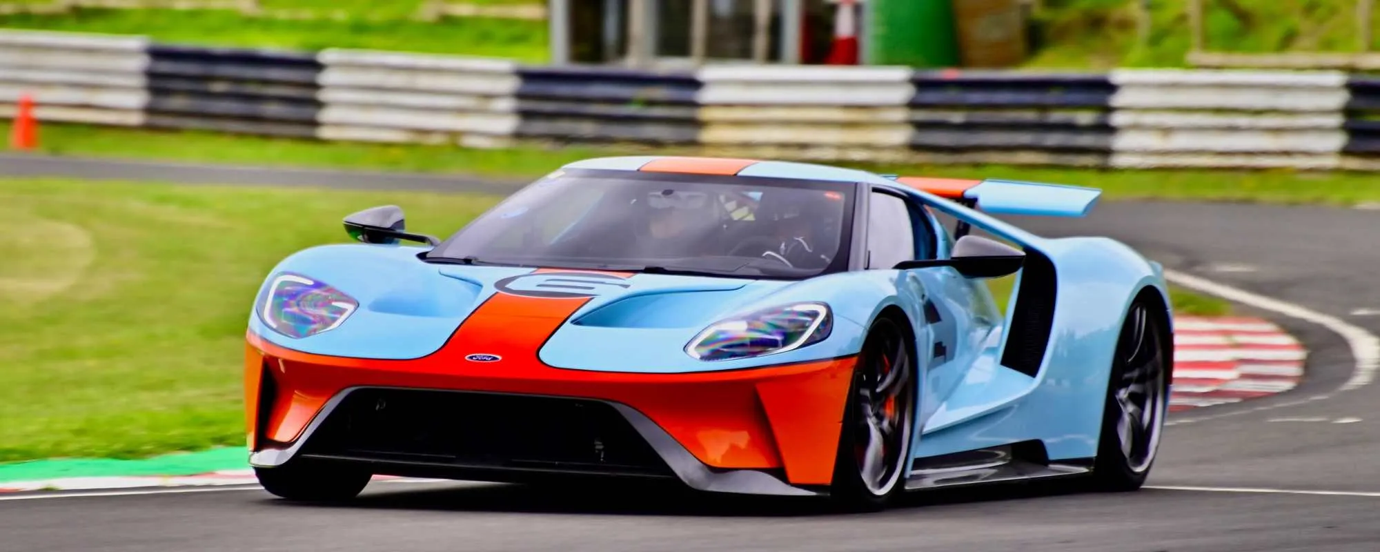 Ford GT Heritage Edition