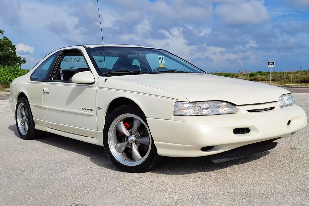 Ford Thunderbird Super Coupe