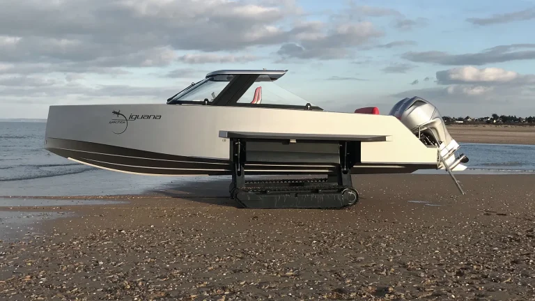 Iguana Yachts Amphibian Car