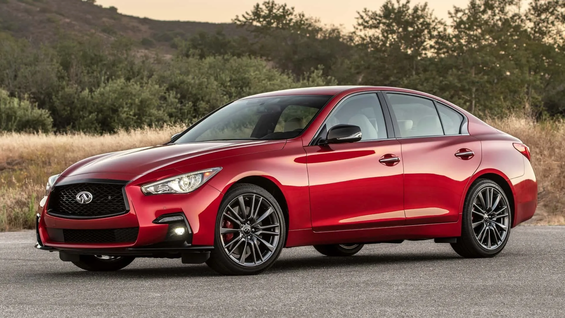 Infiniti Q50 3.0t Premium AWD