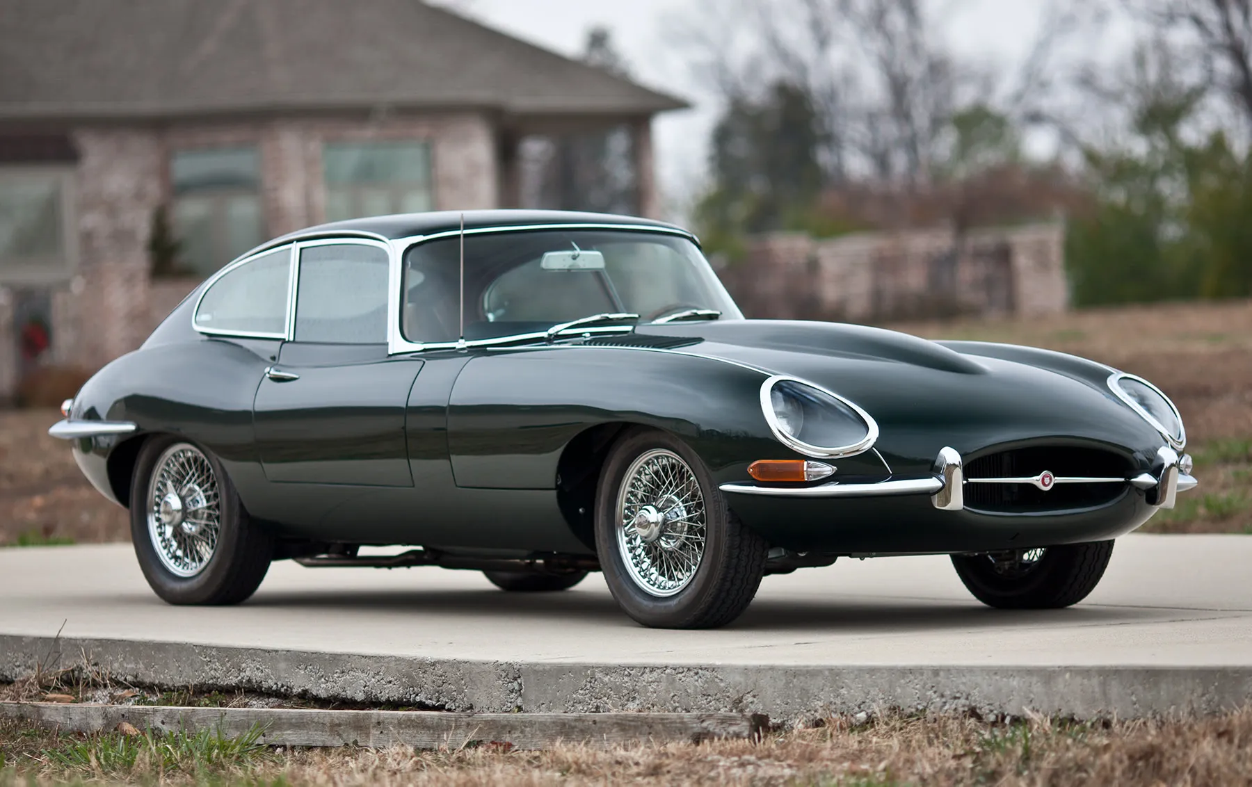 Jaguar E Type Series 1 4.2 Fixed Head Coupe