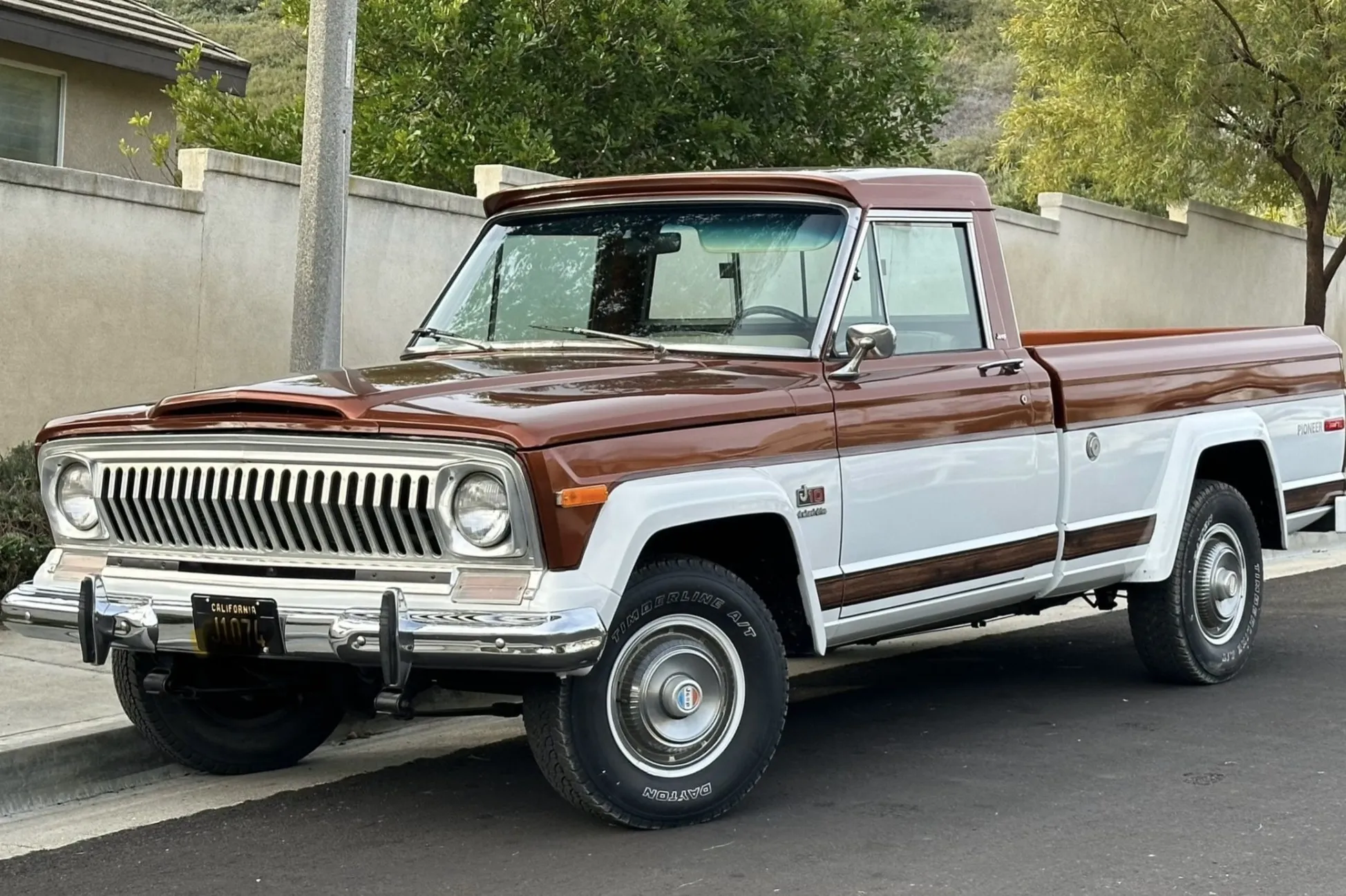 Jeep J10 Pickup (1974 to 1988)