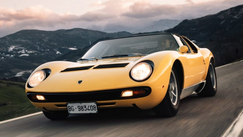 Lamborghini Miura (1966–1973) Lamborghini Miura (1966–1973)