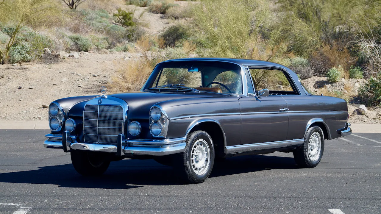 Mercedes Benz 300SE Coupe W112
