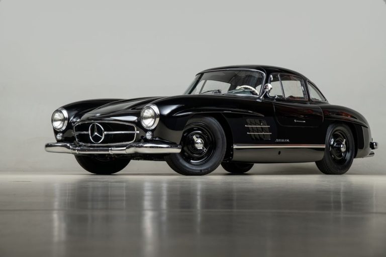 Mercedes Benz 300SL 2