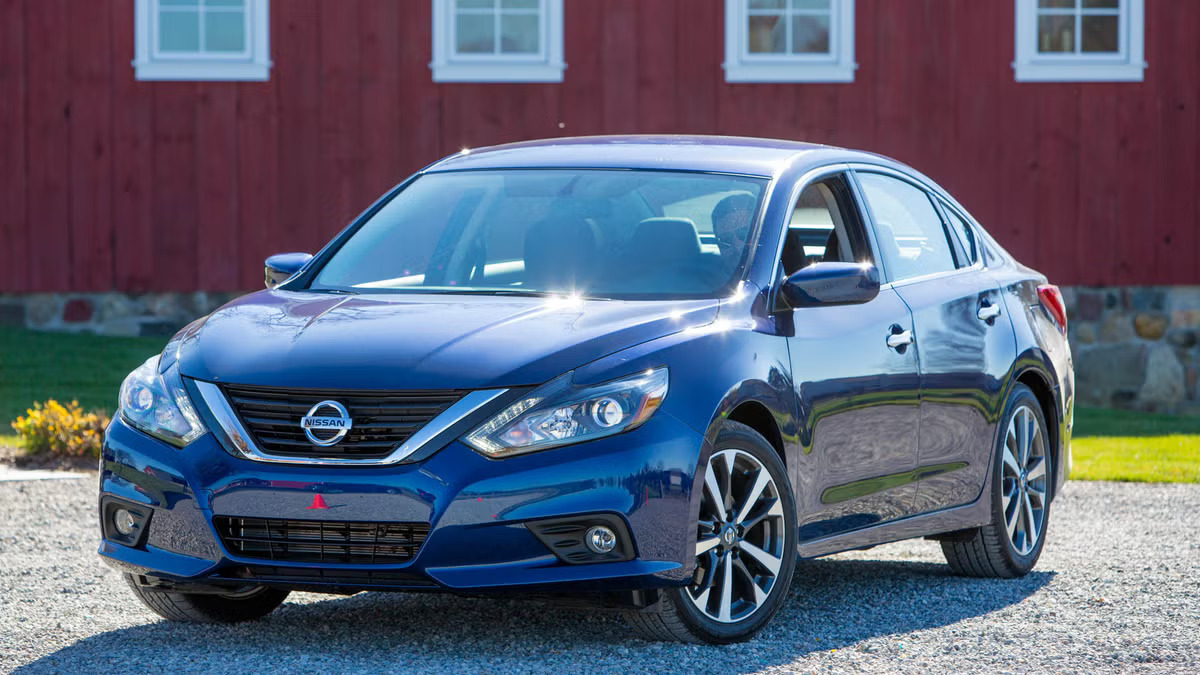 Nissan Altima (2013–2017)