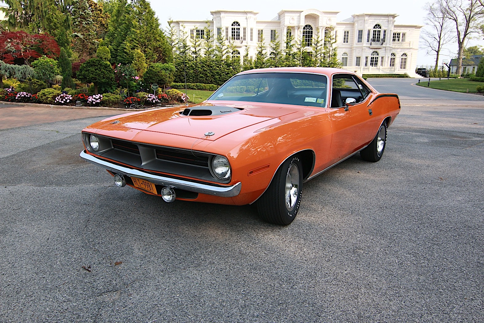 Plymouth Barracuda 'Cuda 440 Six Pack