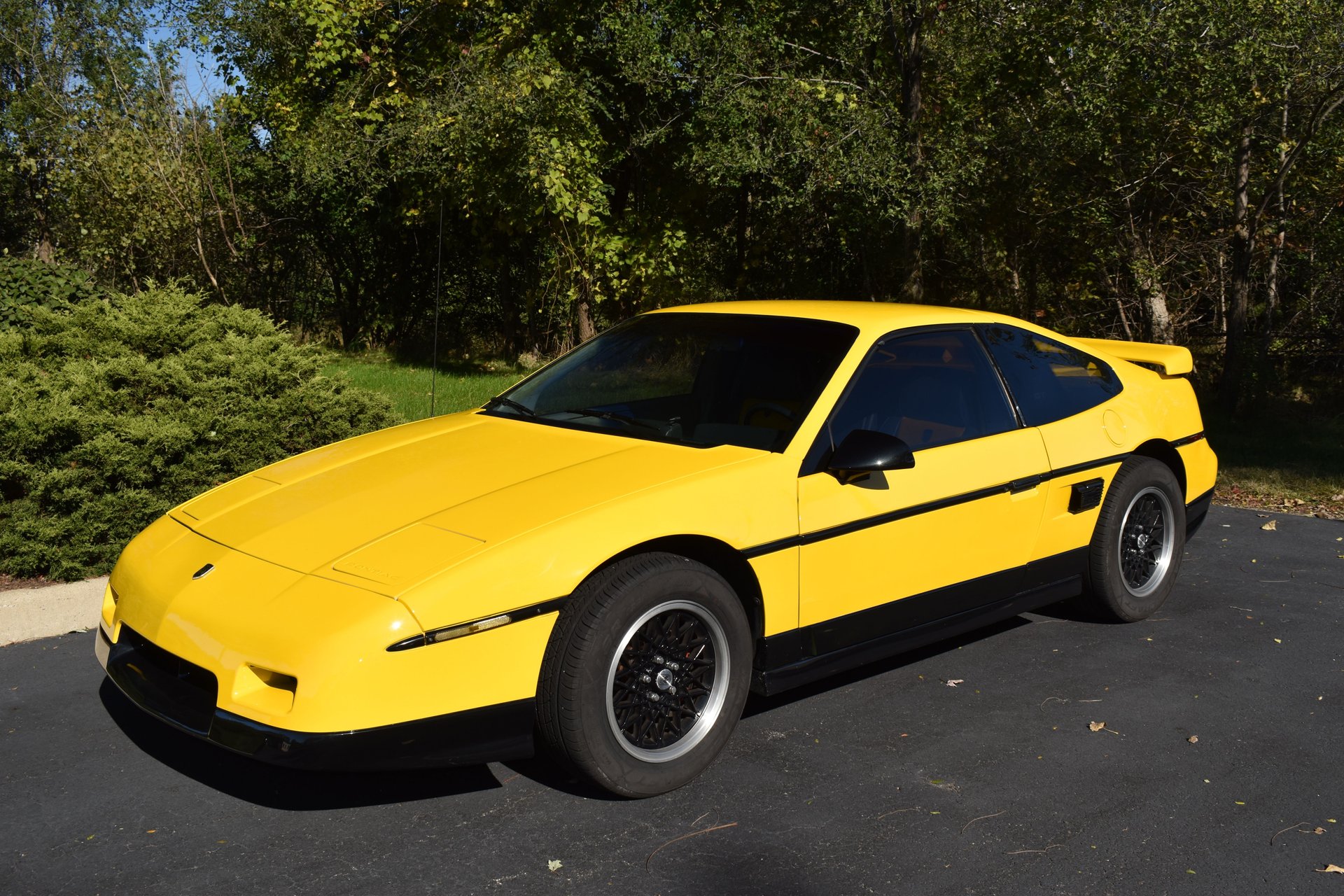Pontiac Fiero GT