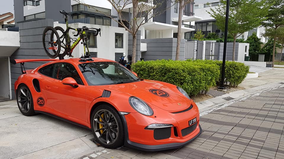 Porsche 911 and the Porsche Bike RS Porsche 911 and the Porsche Bike RS