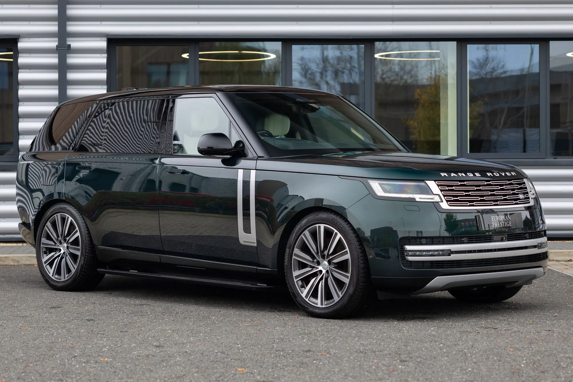 Range Rover Autobiography