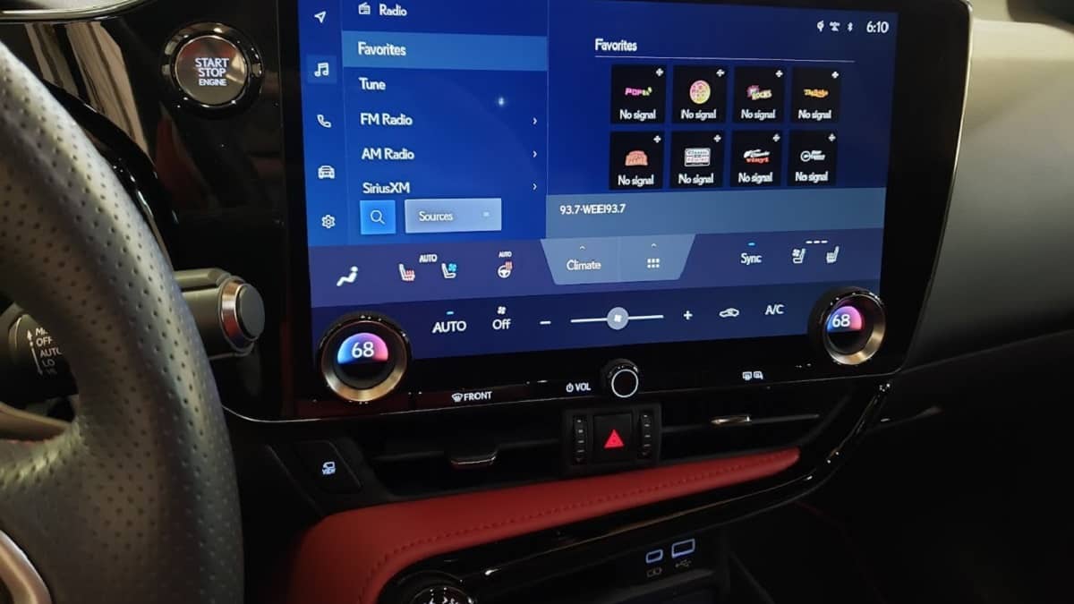 User Interface and Infotainment Modernization