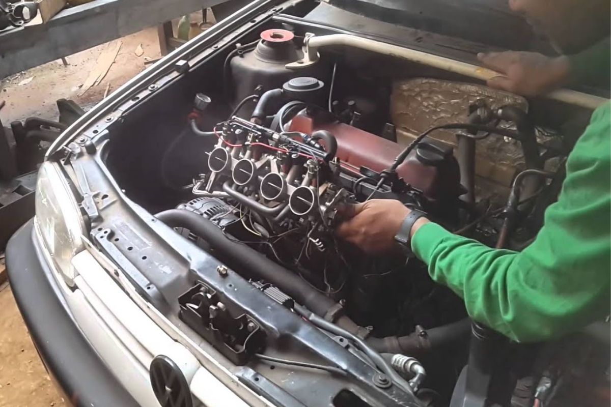 Volkswagen 2.0L 8V Crossflow engine