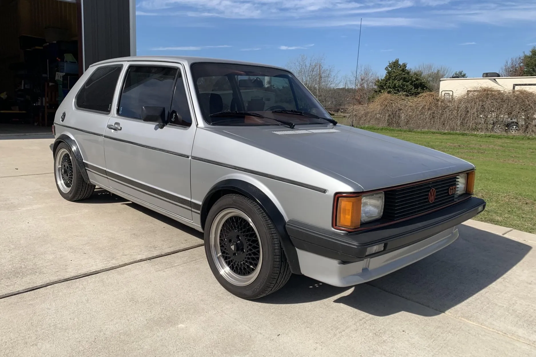 Volkswagen Rabbit GTI (Mk1, 1983–1984)1 Volkswagen Rabbit GTI (Mk1, 1983–1984)
