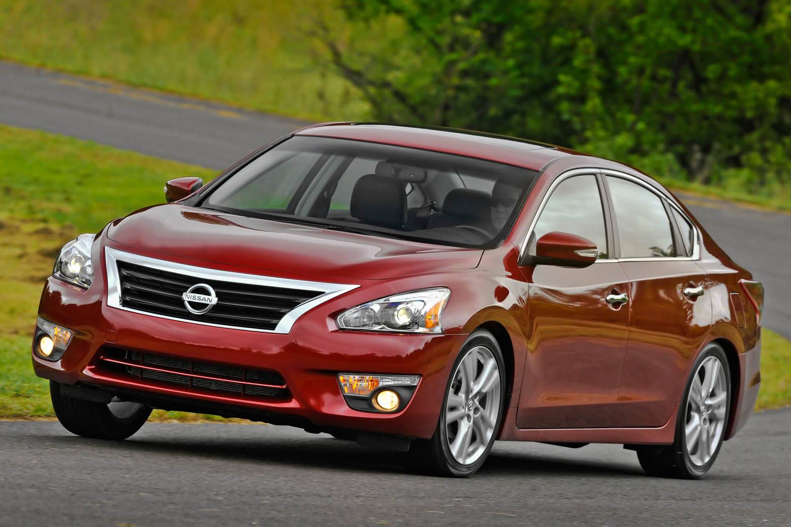 2013 Nissan Altima 2.5 SV Sedan
