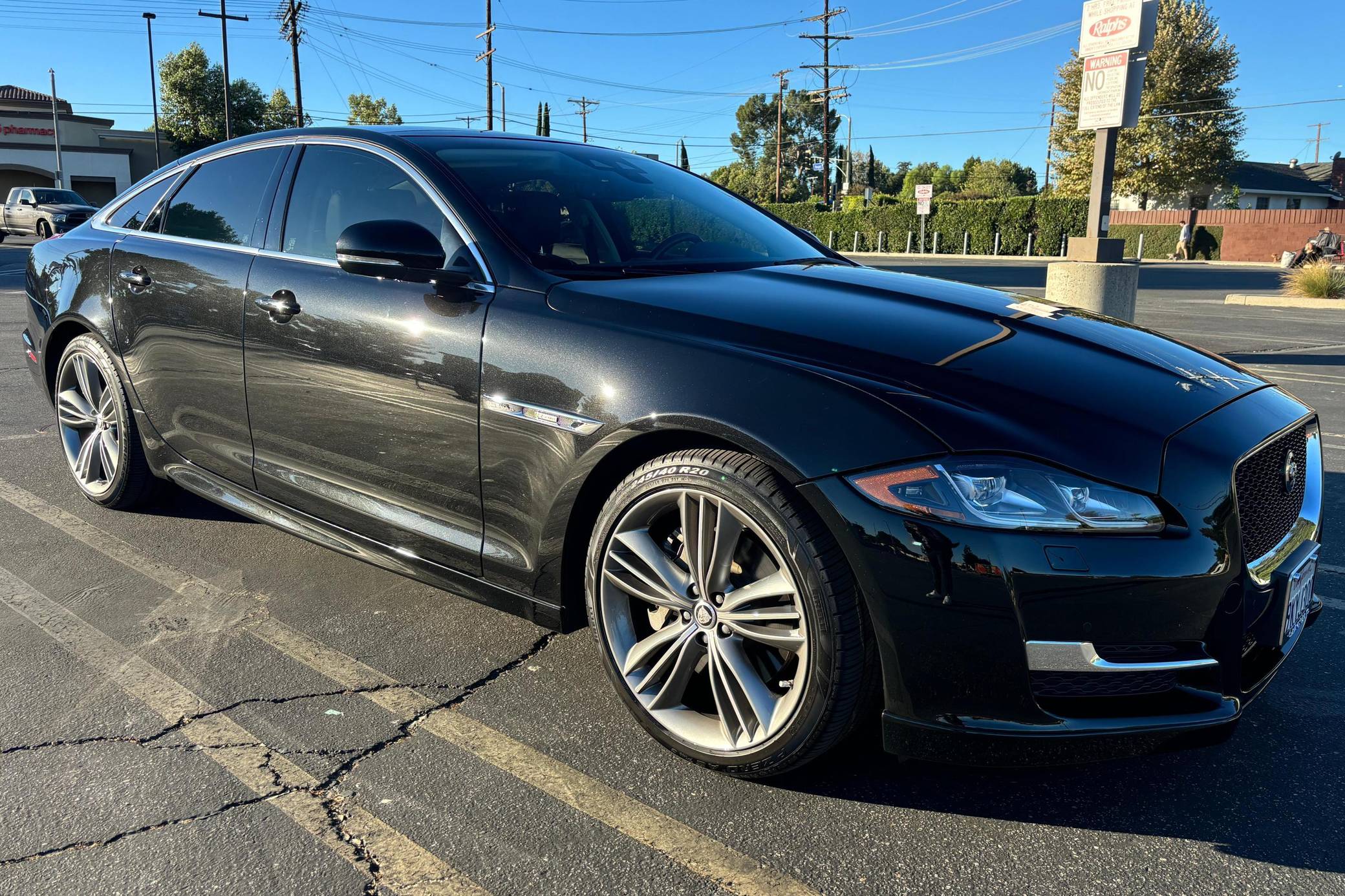 2018 Jaguar XJ R Sport