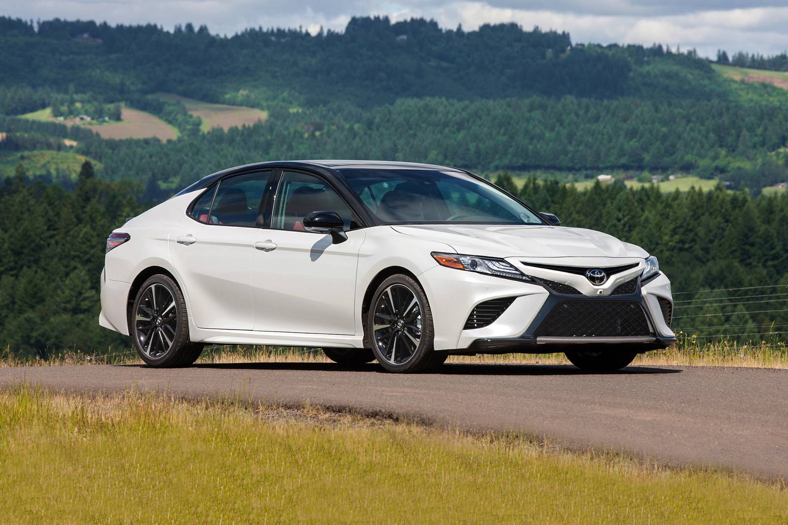 2018 Toyota Camry XSE V6 FWD