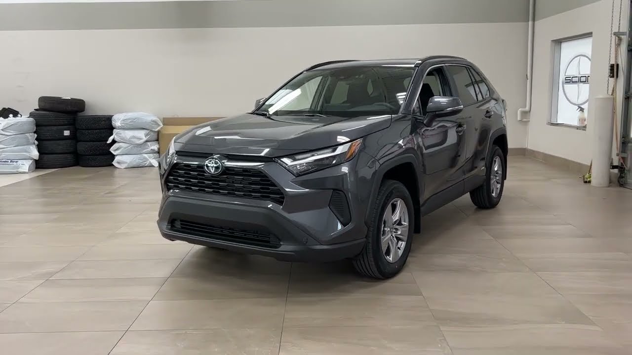 2022 Toyota RAV4 Hybrid XLE