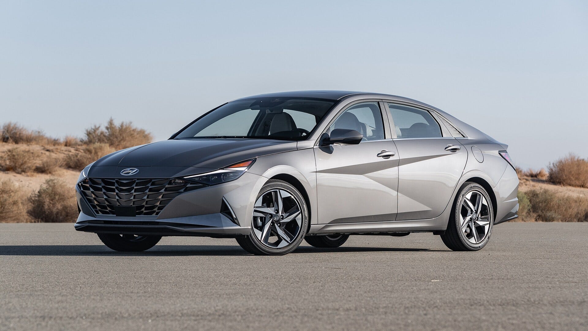 2023 Hyundai Elantra SE