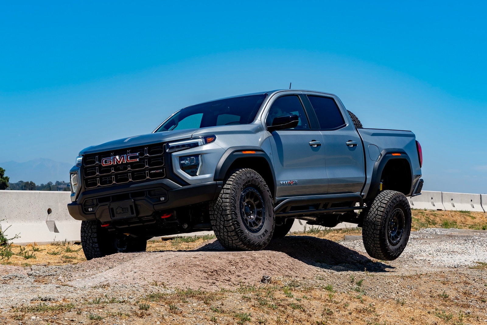 2024 GMC Canyon Elevation