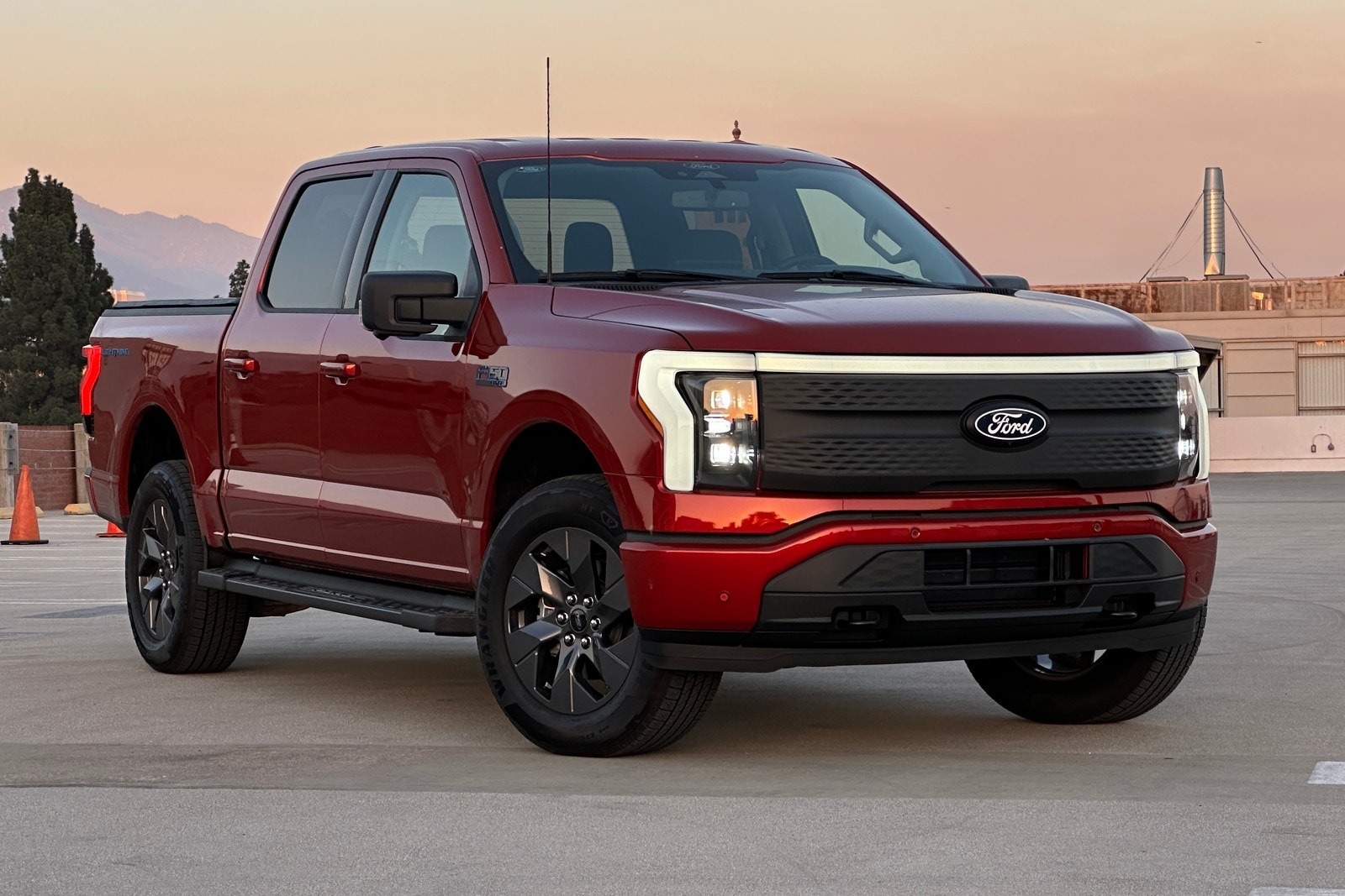 Ford F-150 Lightning (2024)