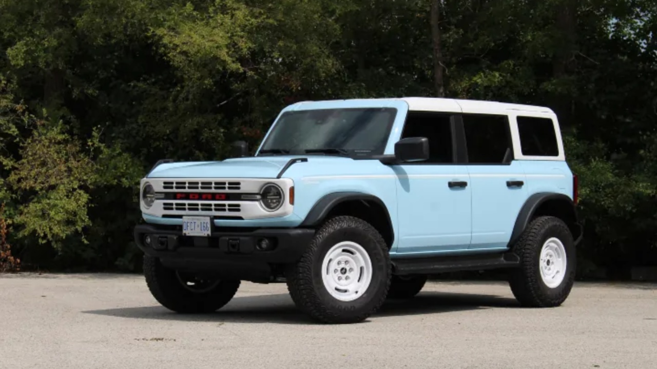 2025 Ford Bronco Heritage Edition
