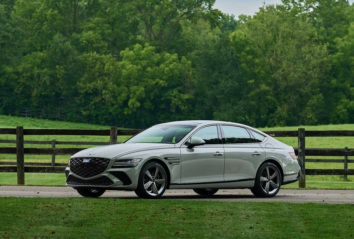 2025 Genesis G80