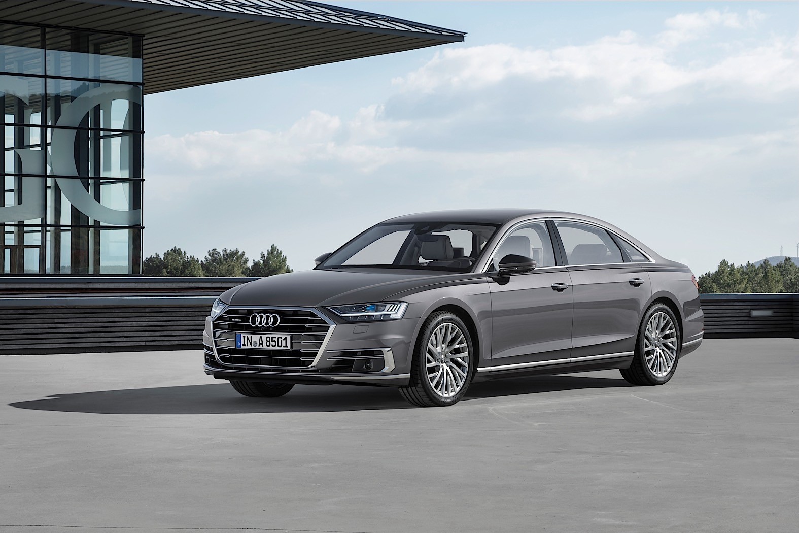 Audi A8 (D5)