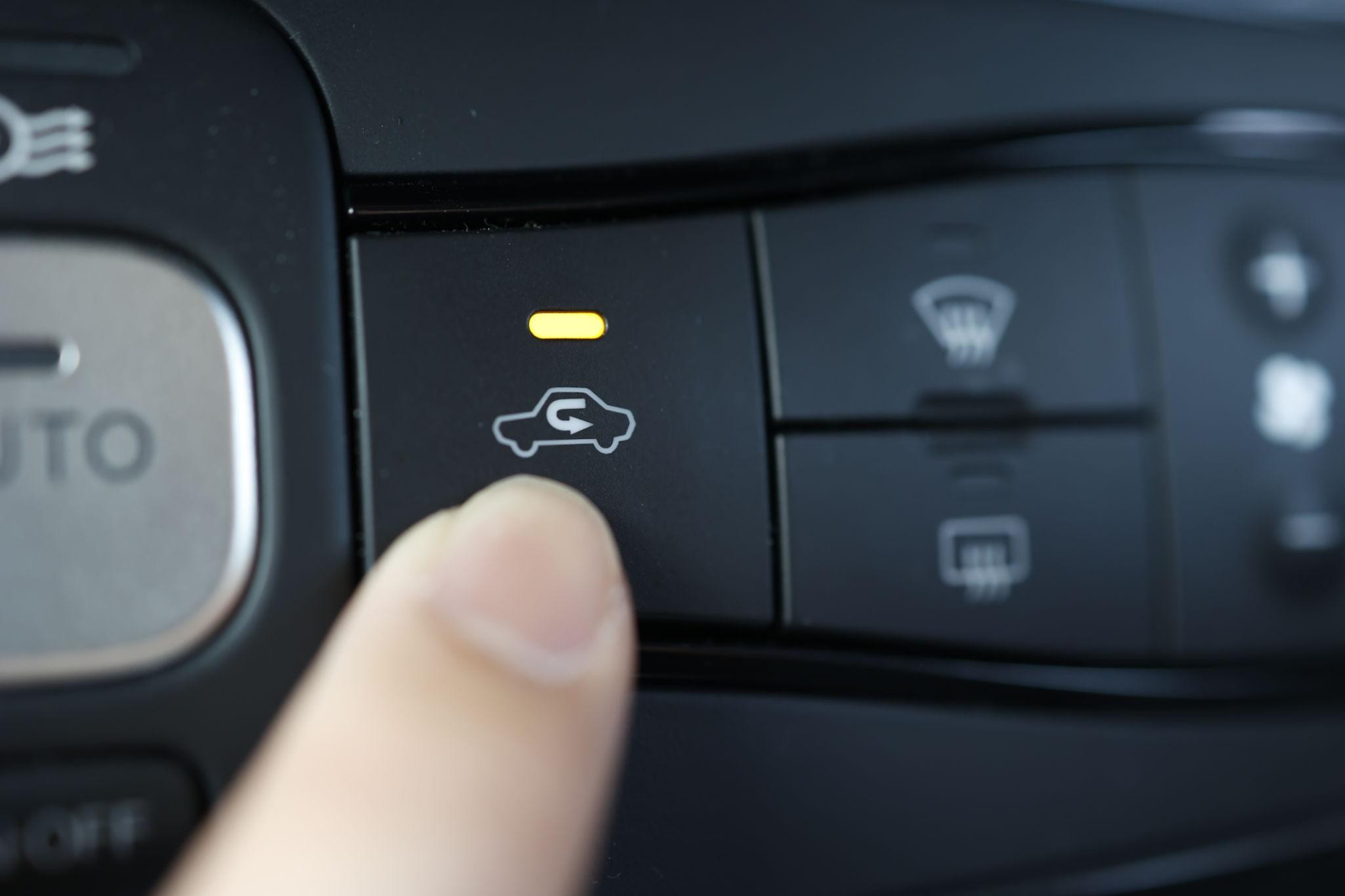 Avoid Recirculating Stale Interior Air While Driving