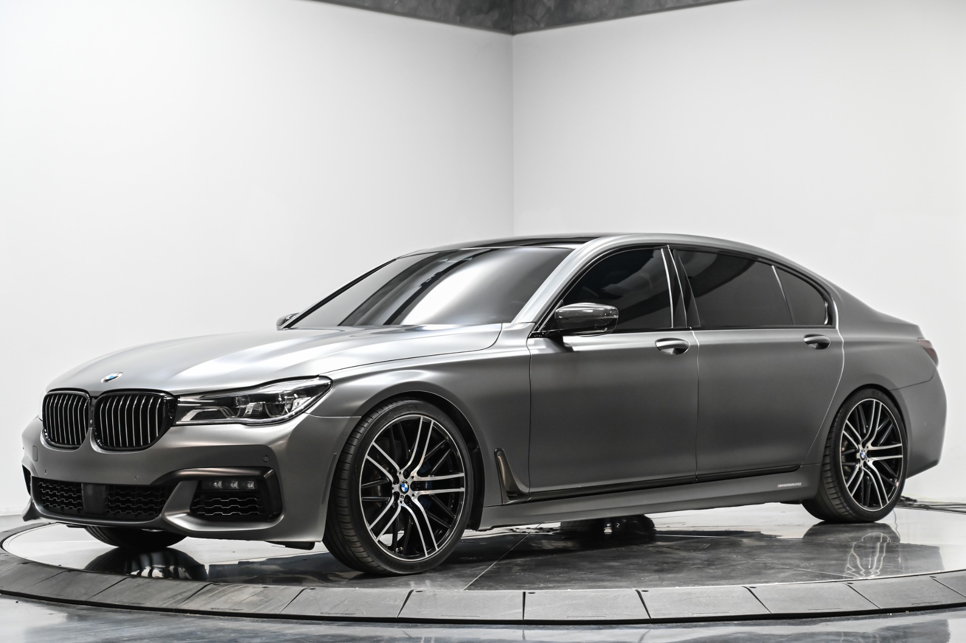 BMW 7 Series 750Li xDrive