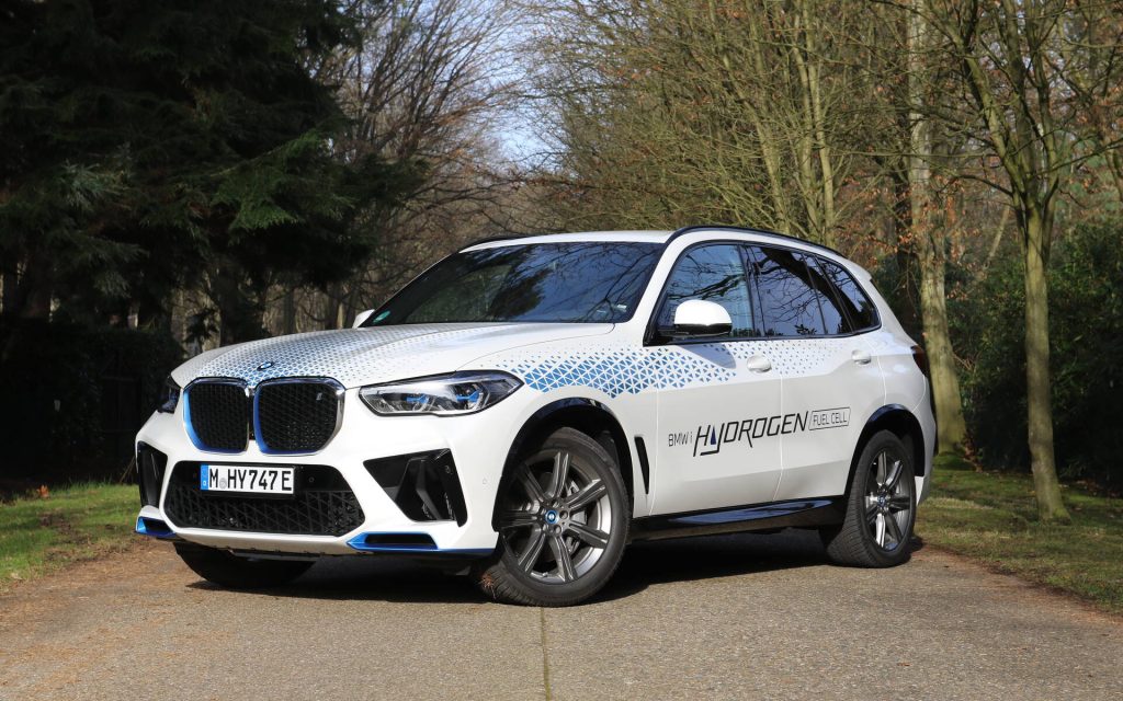 BMW iX5 Hydrogen Car