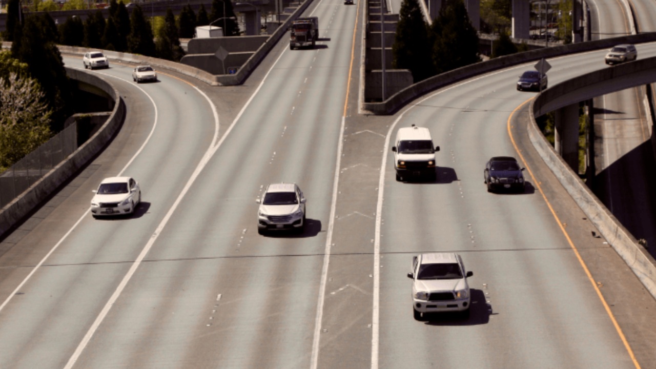 Best Methods for Merging Safely Into High Speed US Traffic