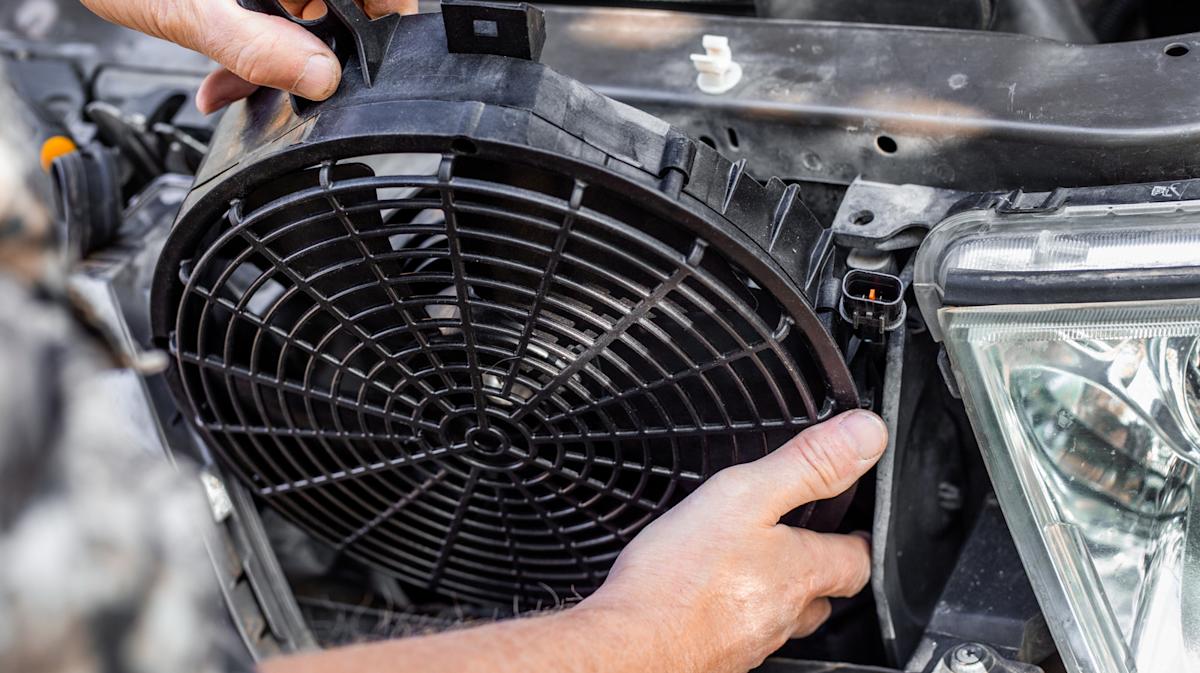 Car radiator fan