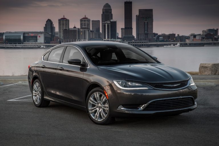 Chrysler 200