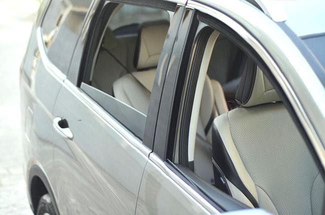 Crack Windows Slightly While Driving in Humid Conditions