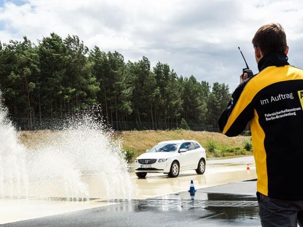 Emergency Handling Skills Deteriorate Without Practice