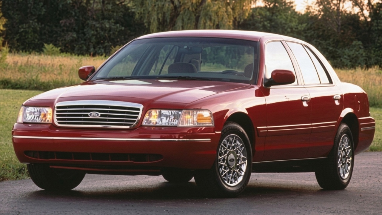 Ford Crown Victoria (1998–2011)