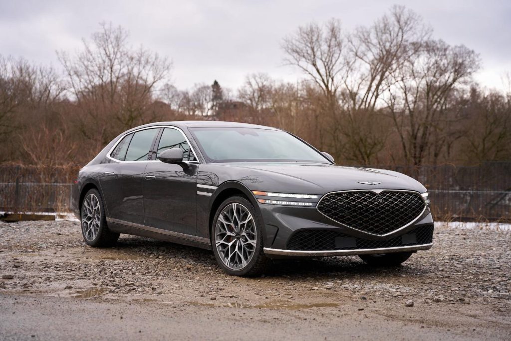 Genesis G90 Genesis G90