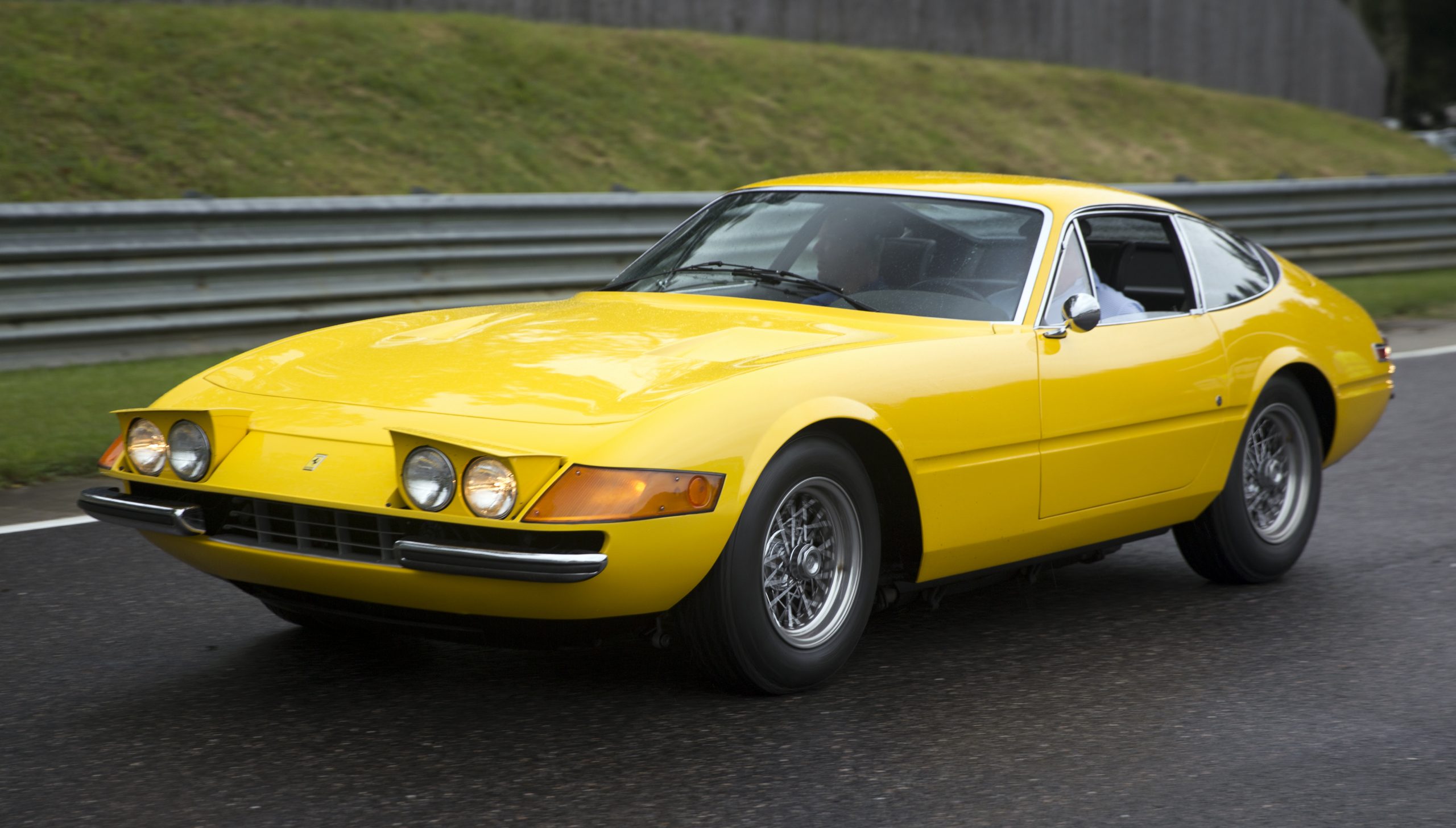 Giallo Fly (Ferrari 365 GTB/4 Daytona)