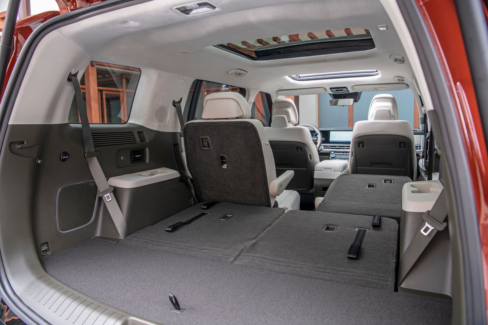 Hyundai Santa Fe Calligraphy with fold flat rear seats