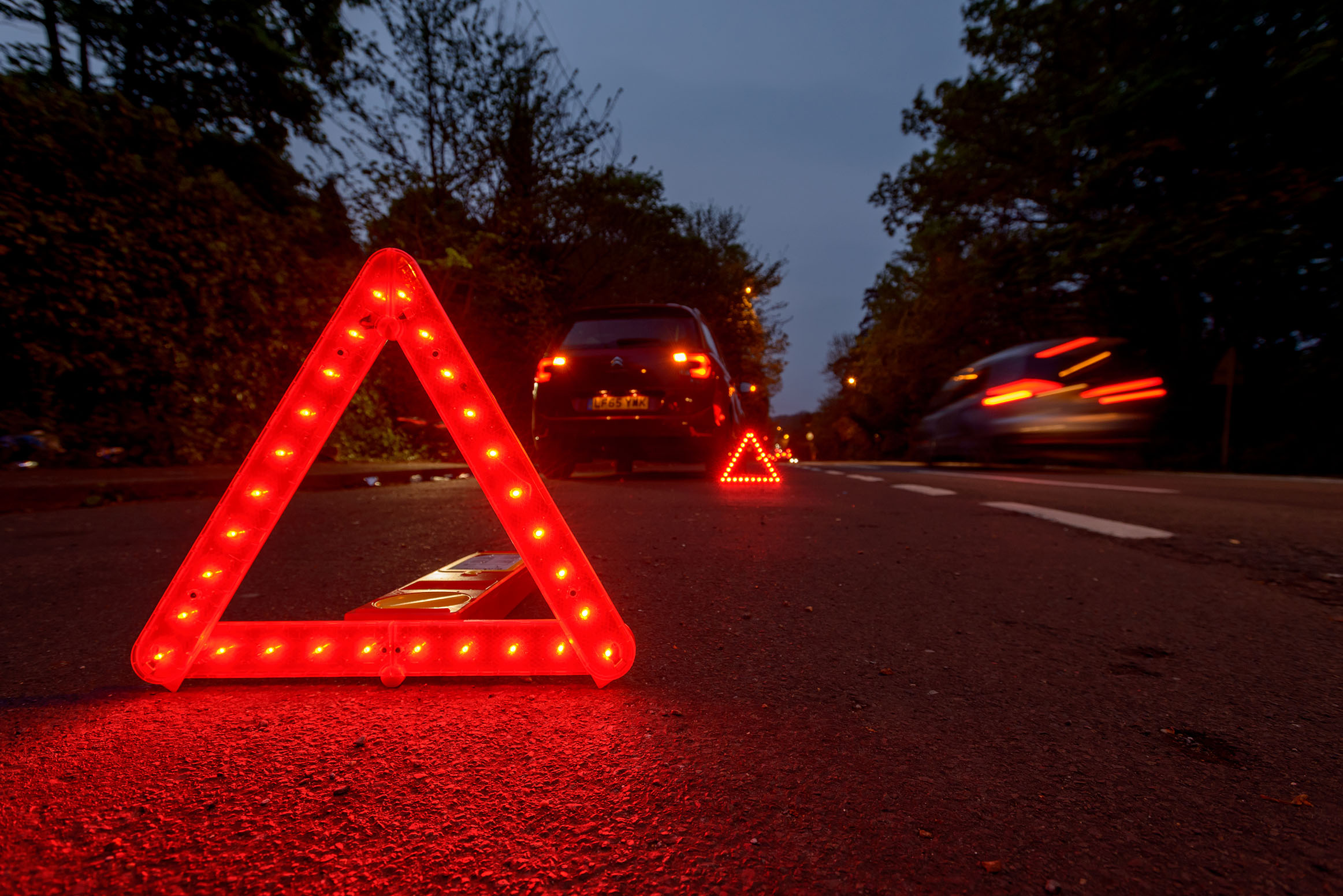 LED Road Safety Warning Triangle