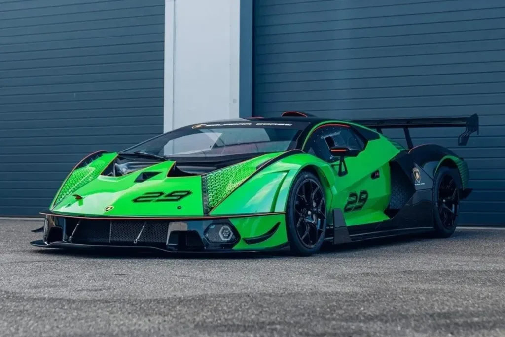 Lamborghini Essenza SCV12