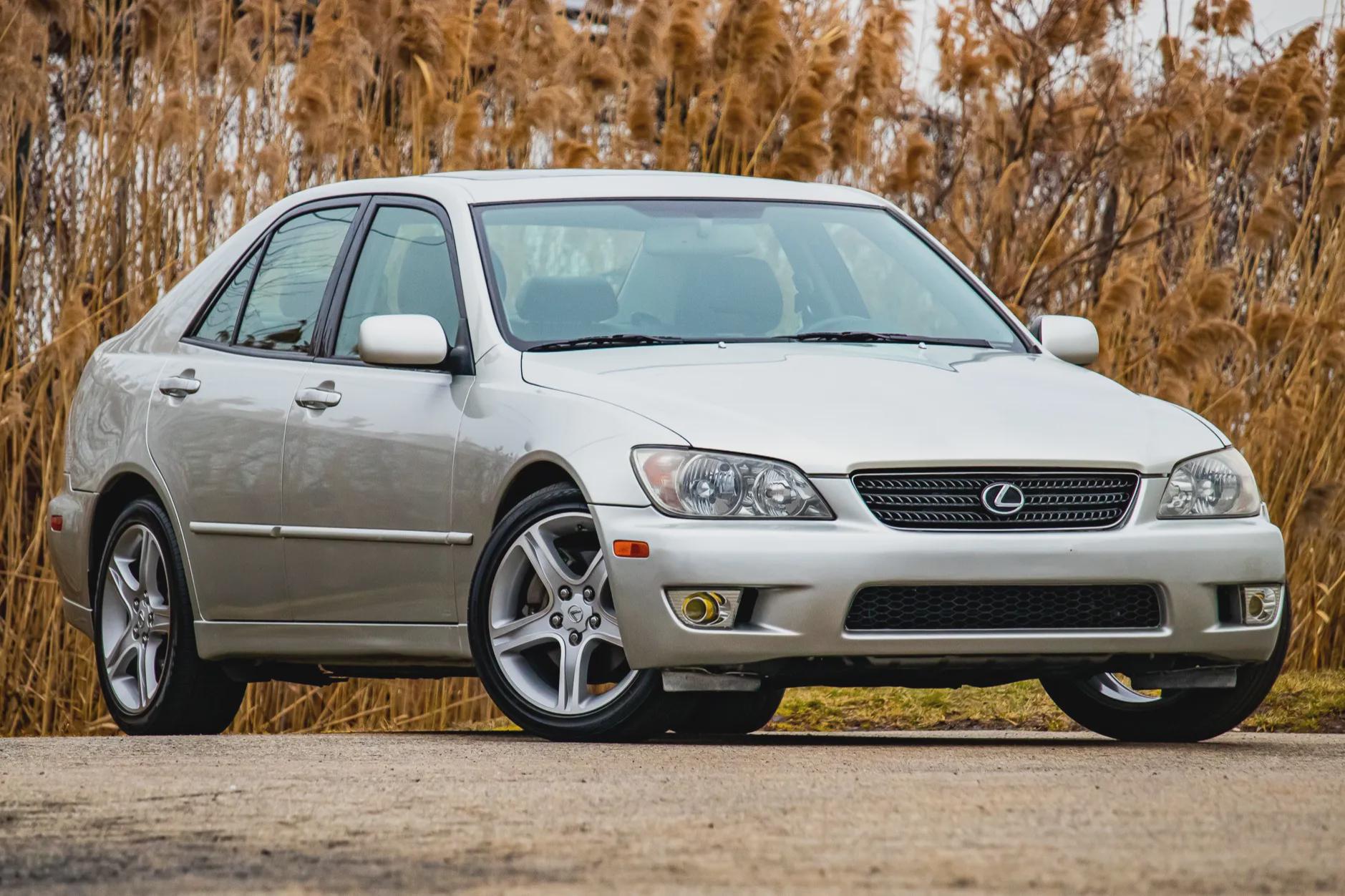 Lexus IS300 (First Generation)