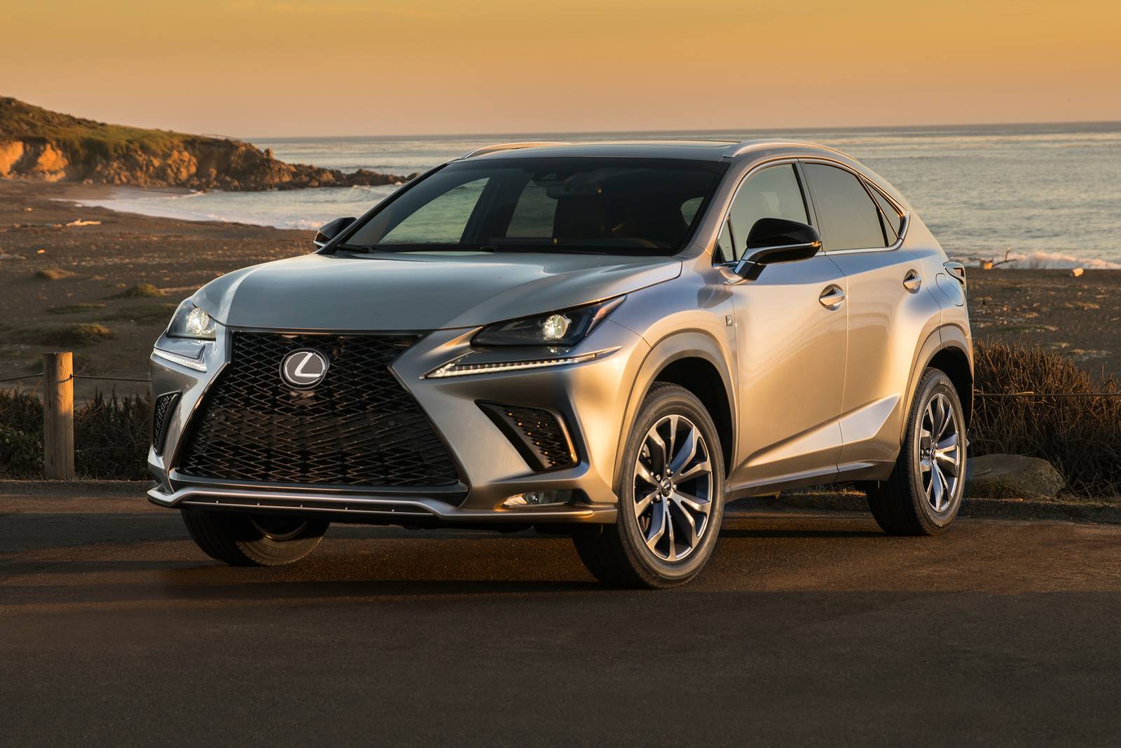 Lexus NX 300