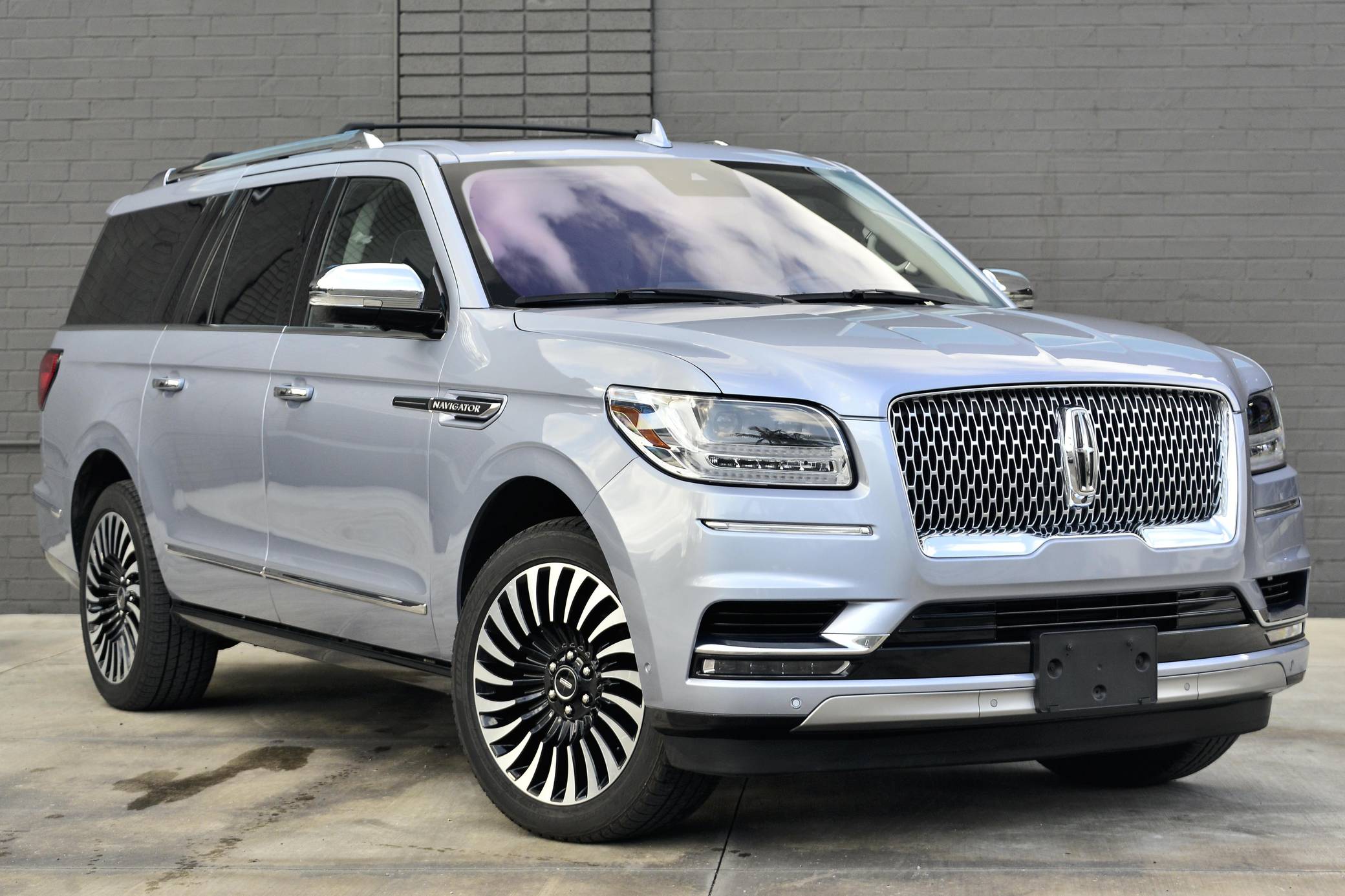 Lincoln Navigator L