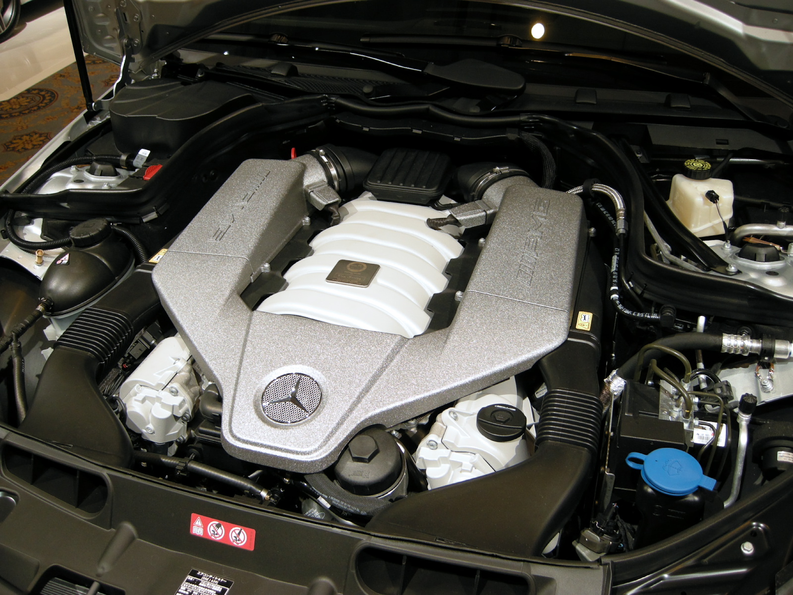 Mercedes Benz M156 AMG V8