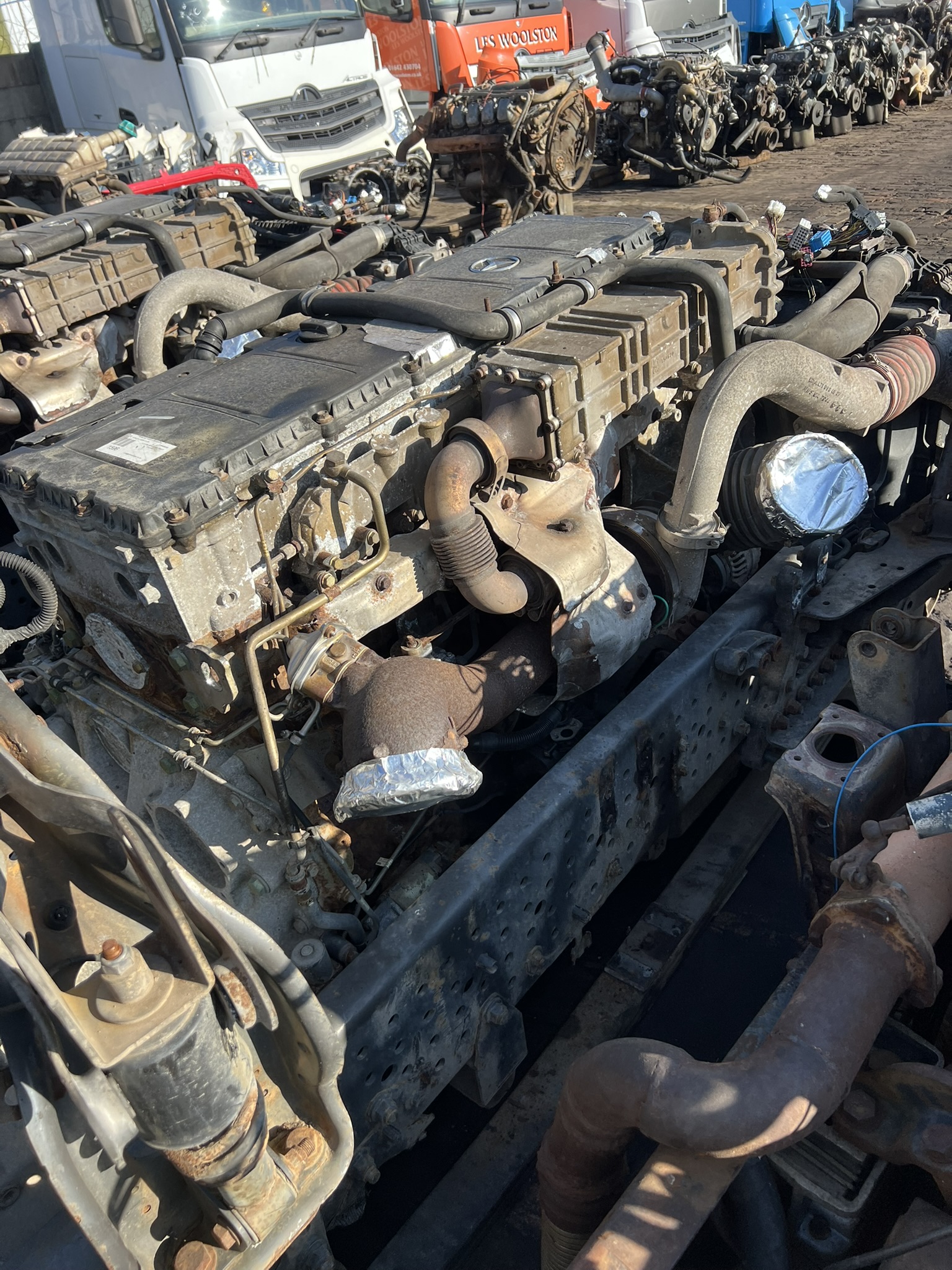 Mercedes Benz OM471 12.8 Liter Inline Six