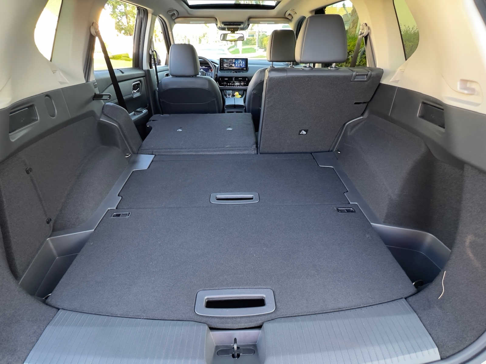 Nissan Rogue Platinum with fold flat rear seats